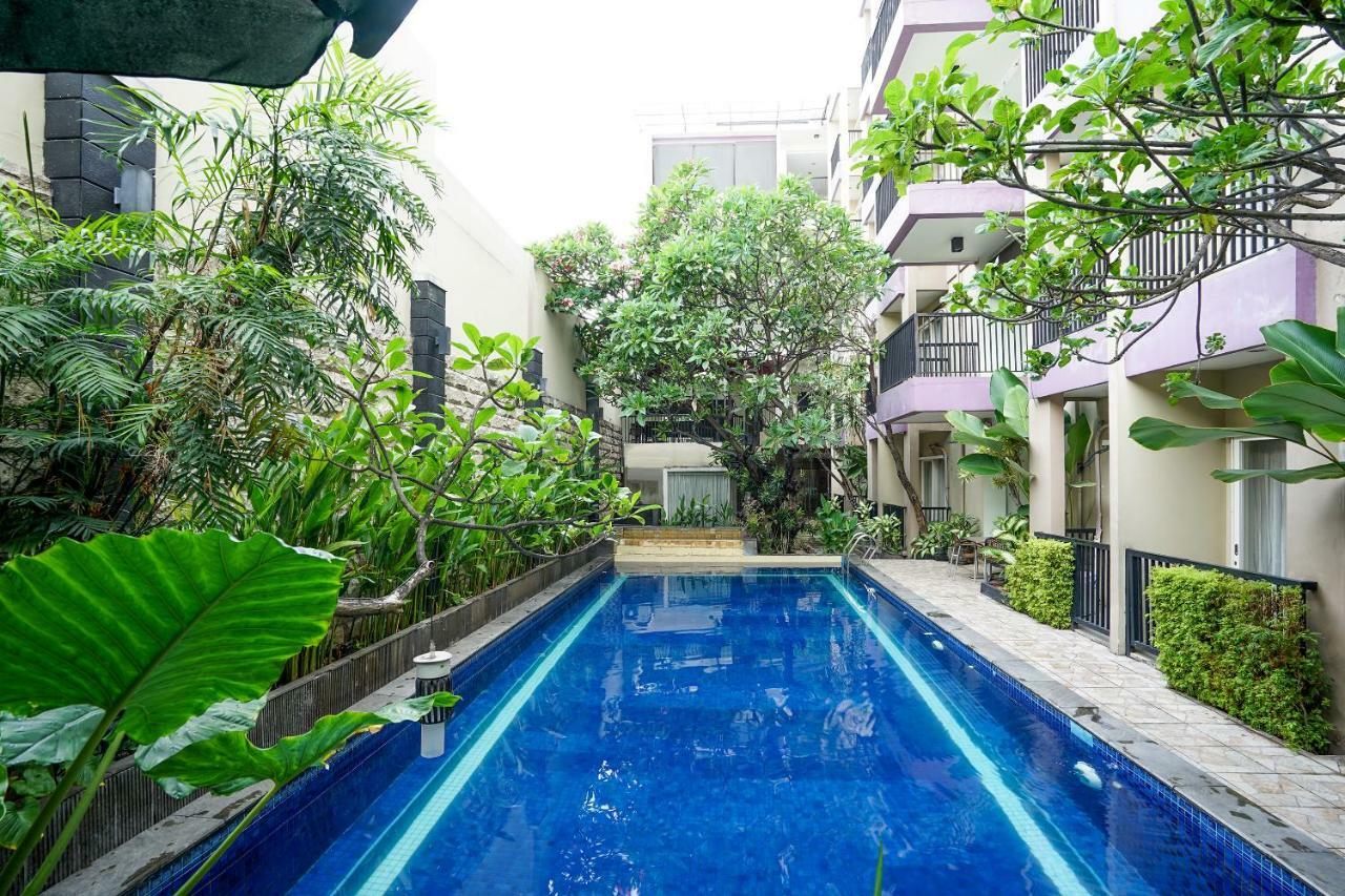 Oyo 197 Prime Royal Hotel Kapasari エクステリア 写真
